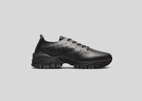 Schwarze Sneaker Damen von VELT | Vegan & urban